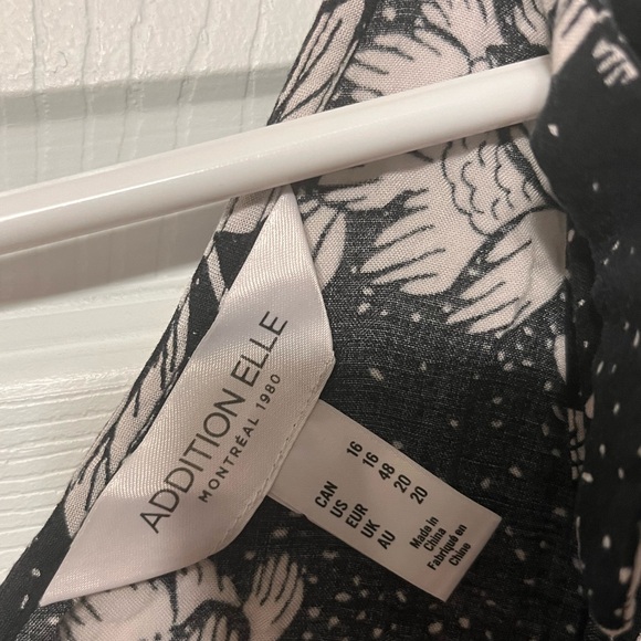 Additional jumpsuit - Picture 3 of 5